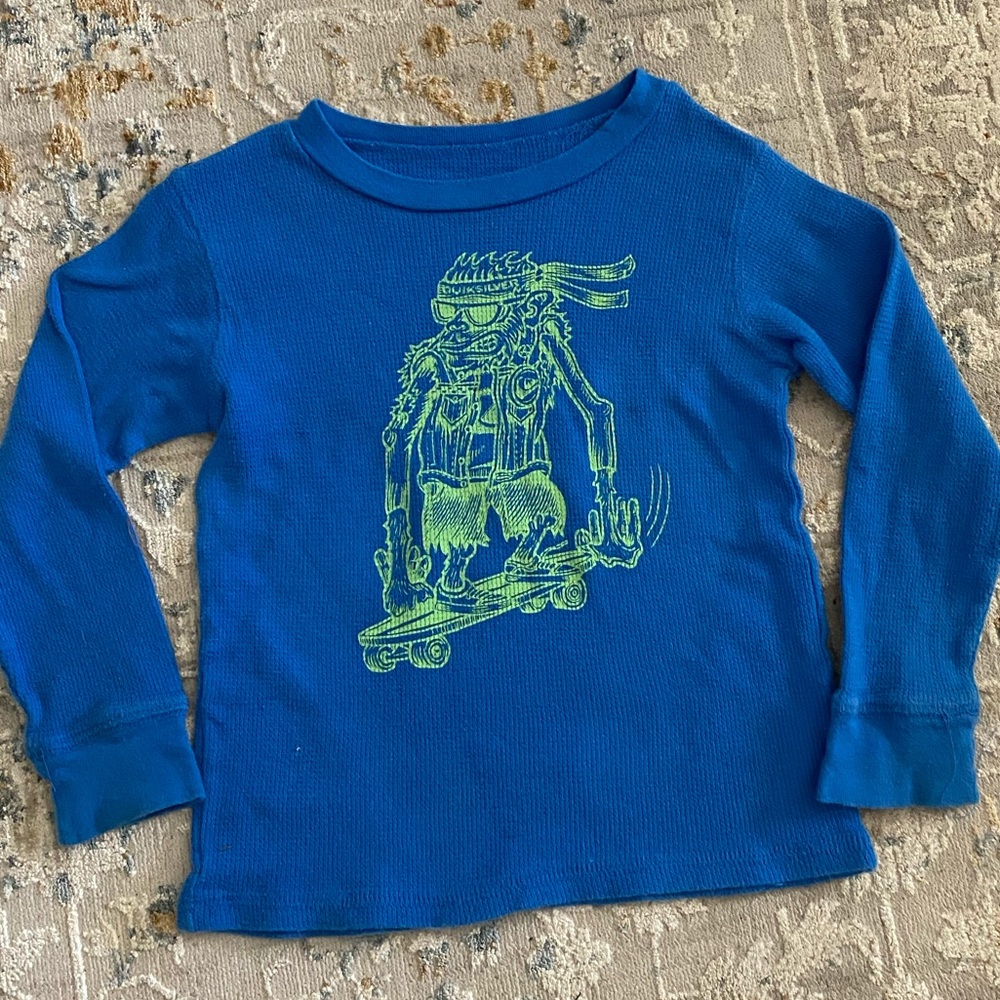 Boys size 4 Quicksilver shirt